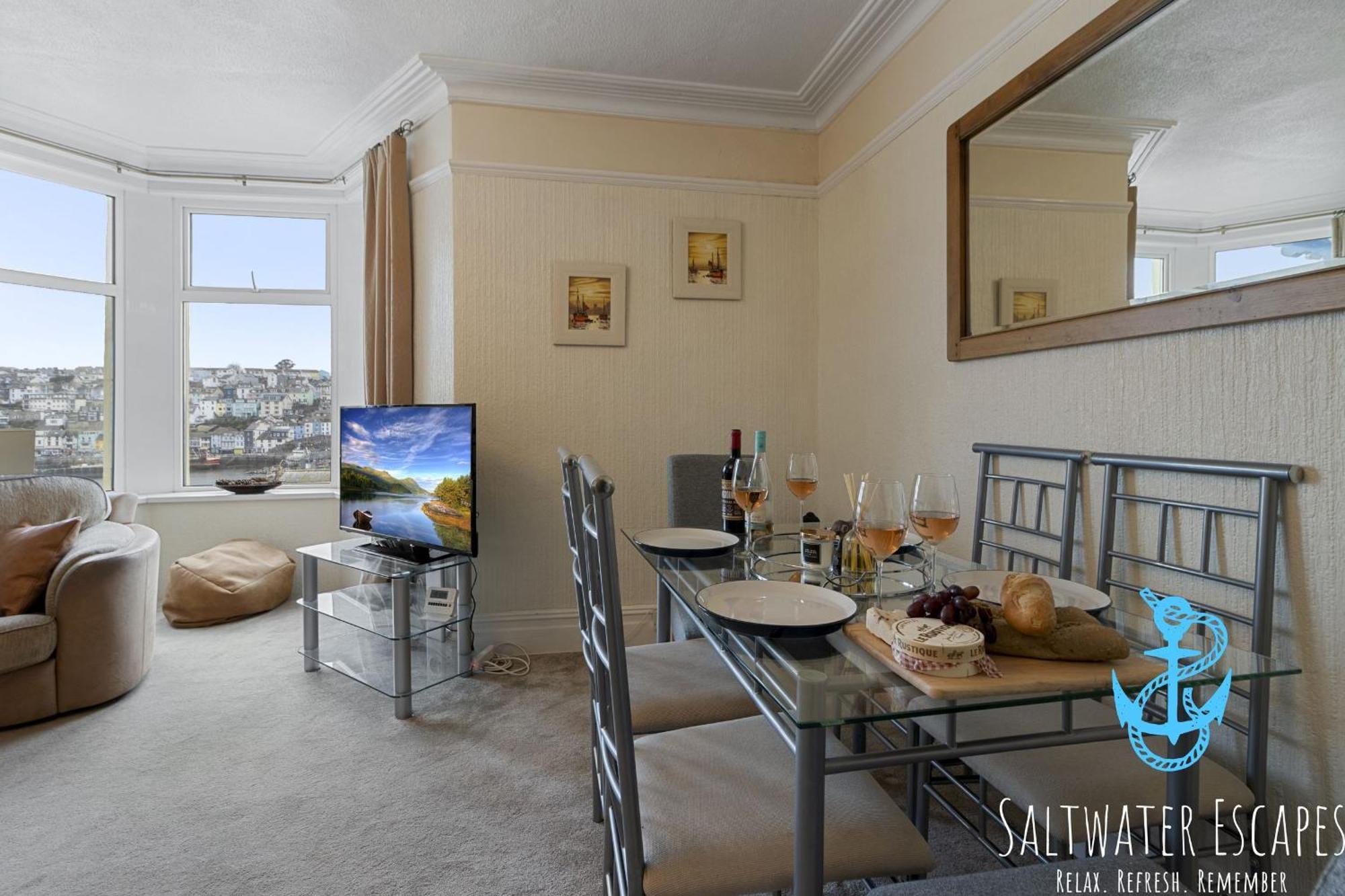 Sea Spray Villa, Бриксам Екстериор снимка